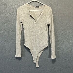 Zara long sleeve bodysuit. Women’s size Medium.